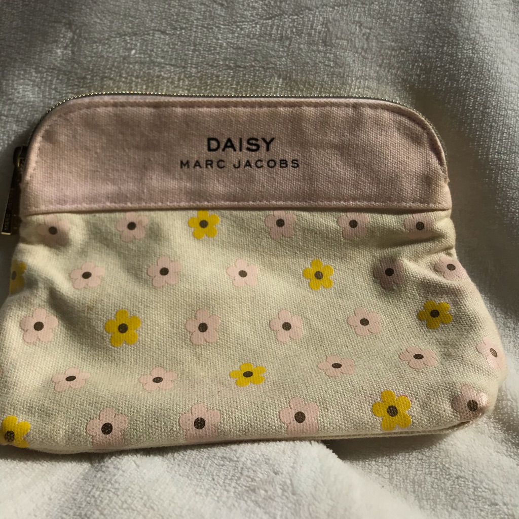 Daisy Marc Jacobs Cosmetics Makeup Bag